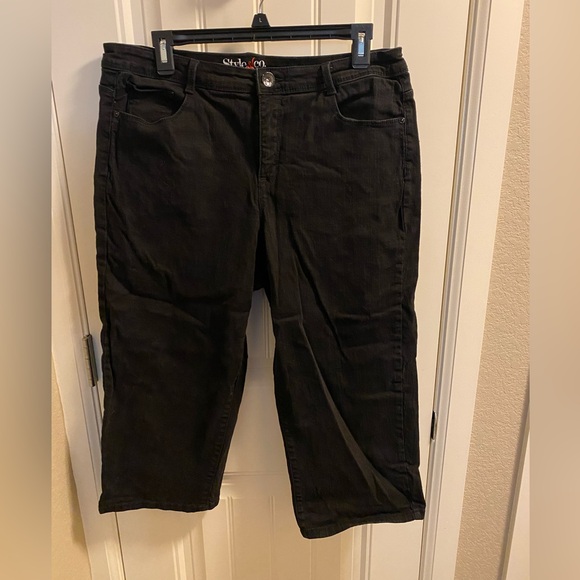 Style Co Jeans 14 Black Capri Leg Stretch Denim Capris - Picture 1 of 7